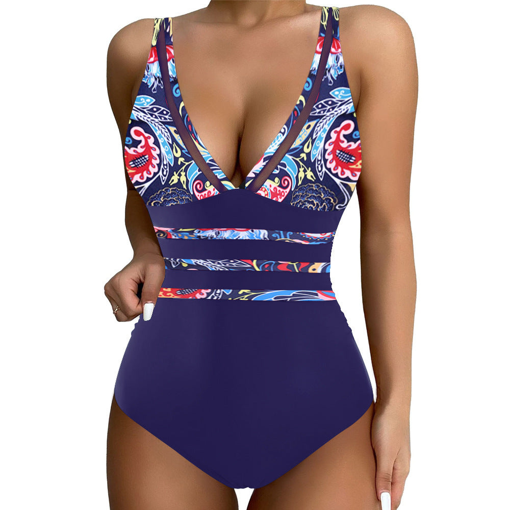 Modische Damenbikinis mit hohem Beinansatz und Blumenmuster