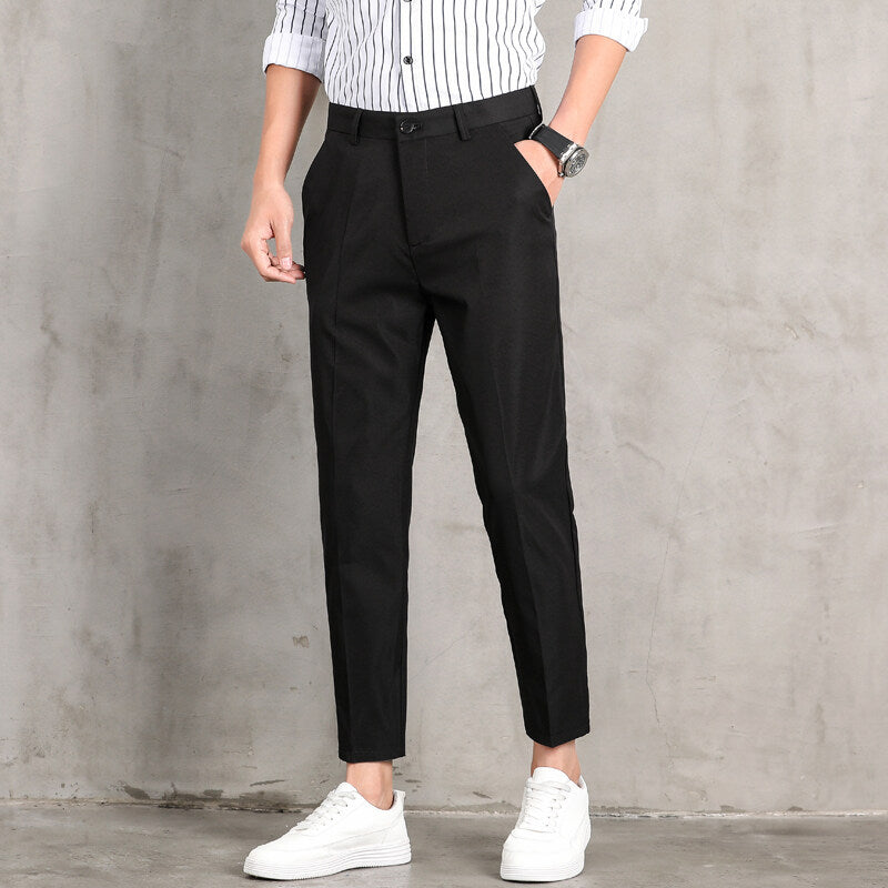 Herren moderneChinohose mit slim fit Schnitt und praktischen Seitentaschen ModeGeist