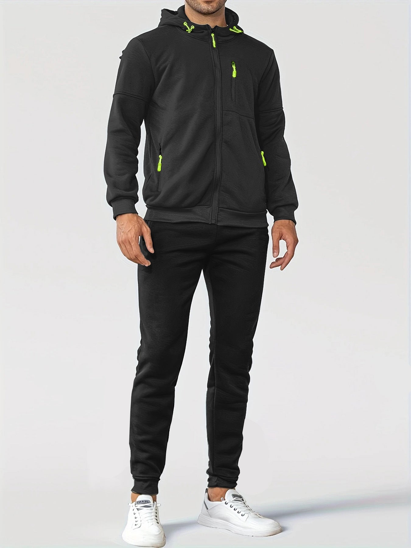 Herren Trainingsjacke mit praktischen Taschen und atmungsaktiver Funktion ModeGeist