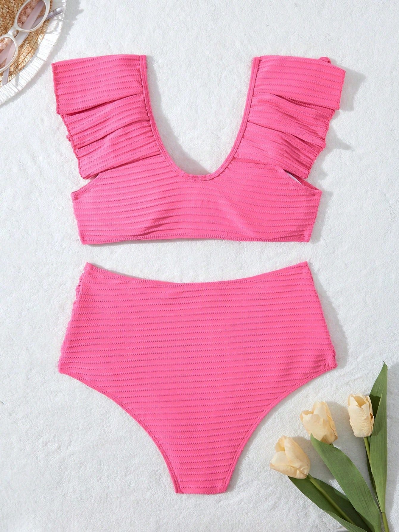 Modernes, figurbetontes Damen Bikini-Set mit Rüschen