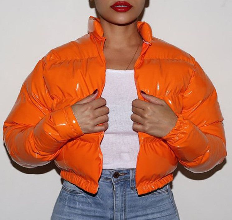 Damen Glänzende Kurzdaunenjacke ModeGeist