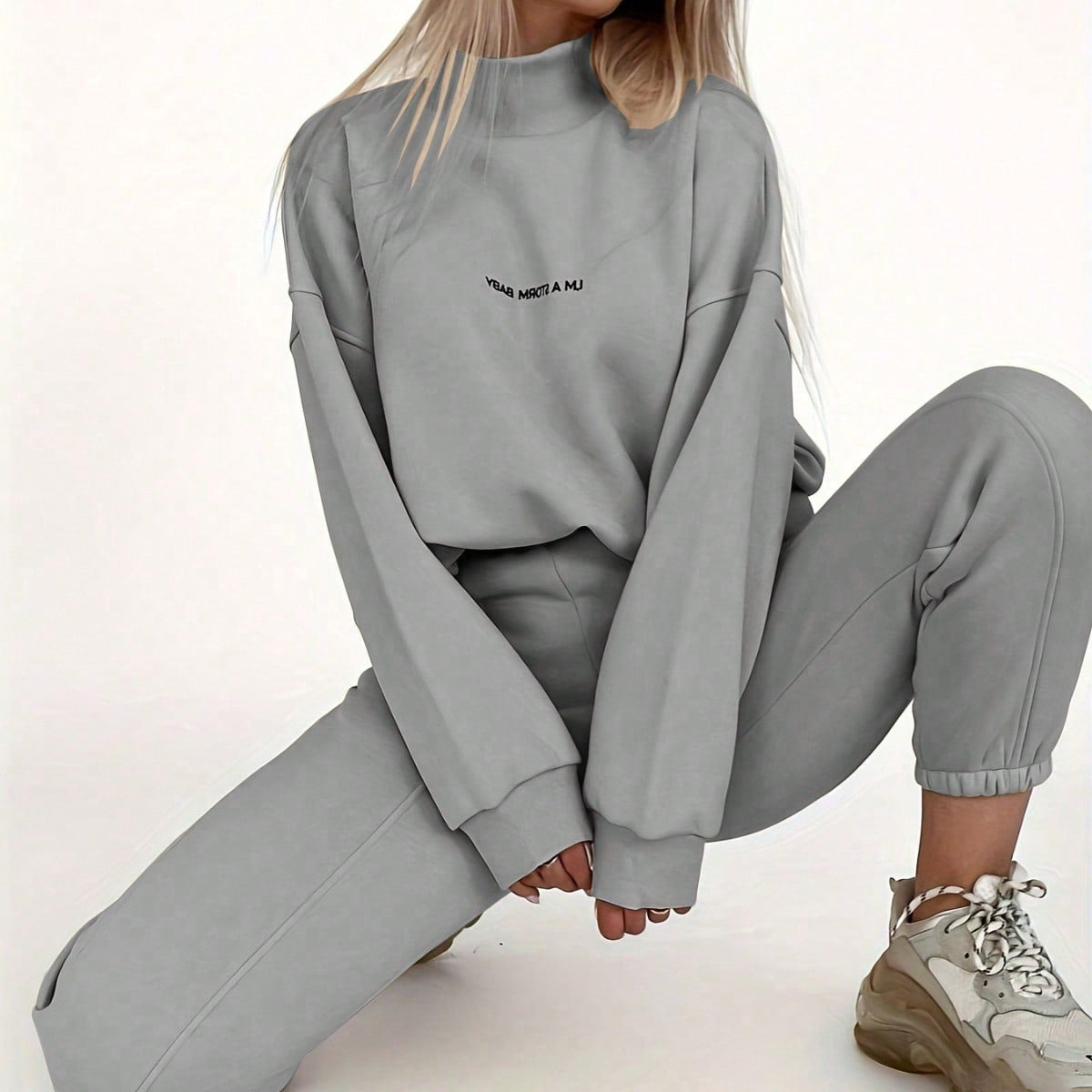 Damen Oversized Sweatshirt und Jogginghose Set ModeGeist