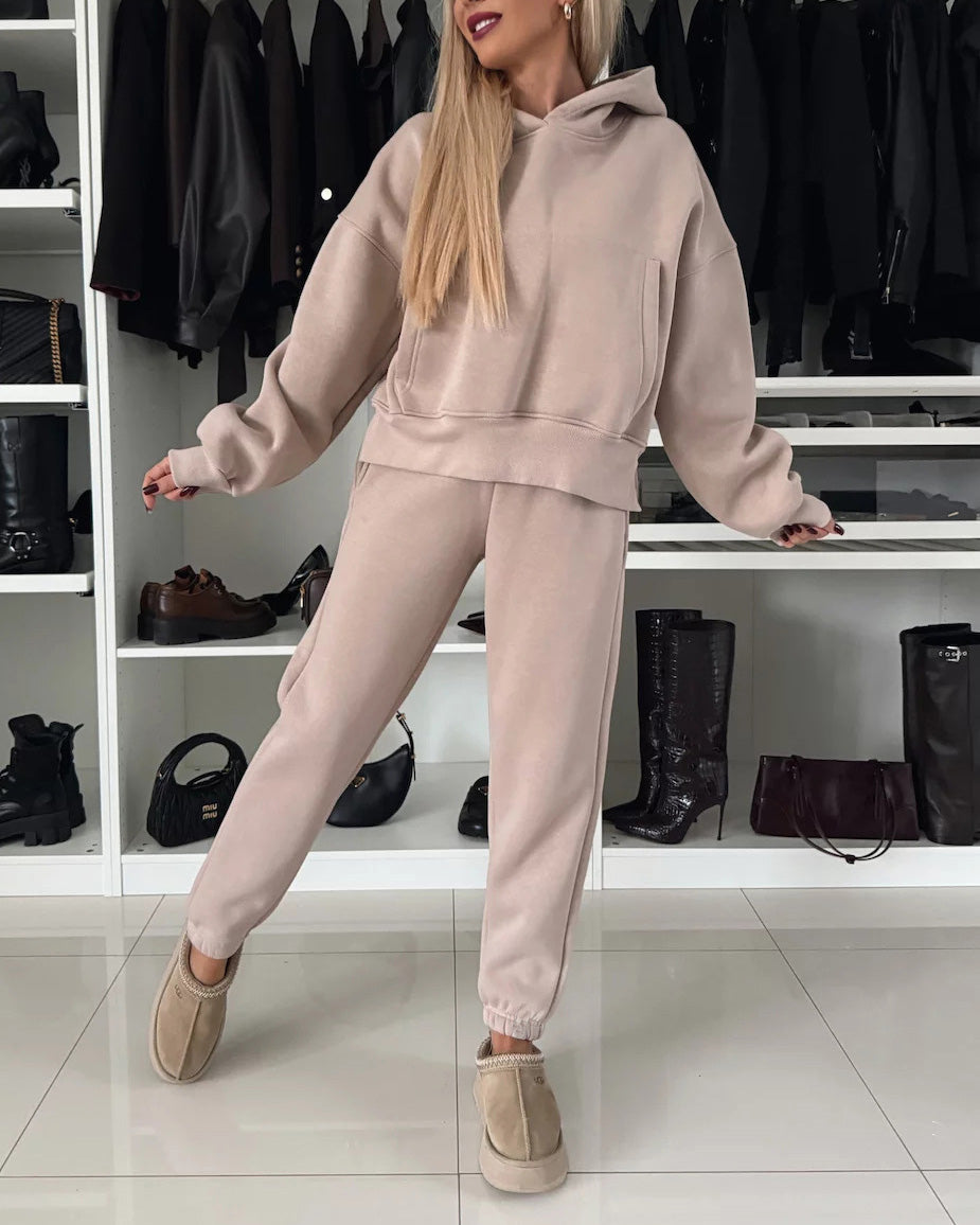 ModeGeist | Run Kapuzenpullover und Cropped Hose Zwei Teile Satz