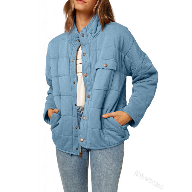 Damen Steppjacke mit dekorativem Knopf ModeGeist