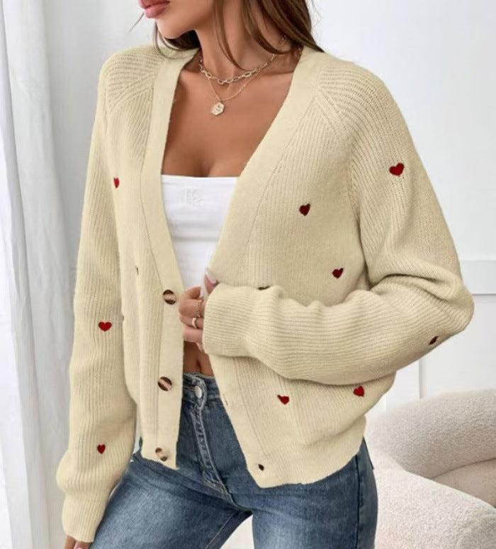 Damen lässige Strickjacke mit Herzapplikationen und tiefem V-Ausschnitt ModeGeist