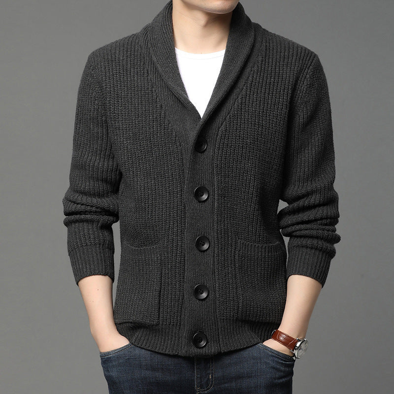 Herren Strickjacke mit Schalkragen und praktischen Taschen ModeGeist