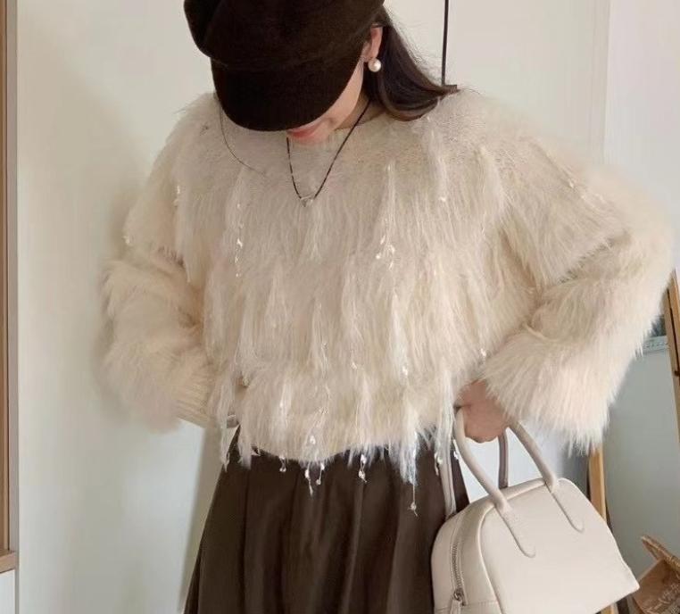 Damen Flauschiger Strickpullover mit einzigartigen Details ModeGeist