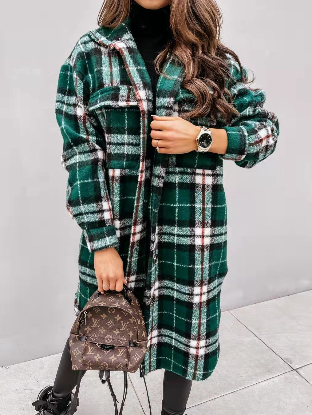 Damen Karierter Oversized-Hemd-Mantel mit praktischen Taschen ModeGeist