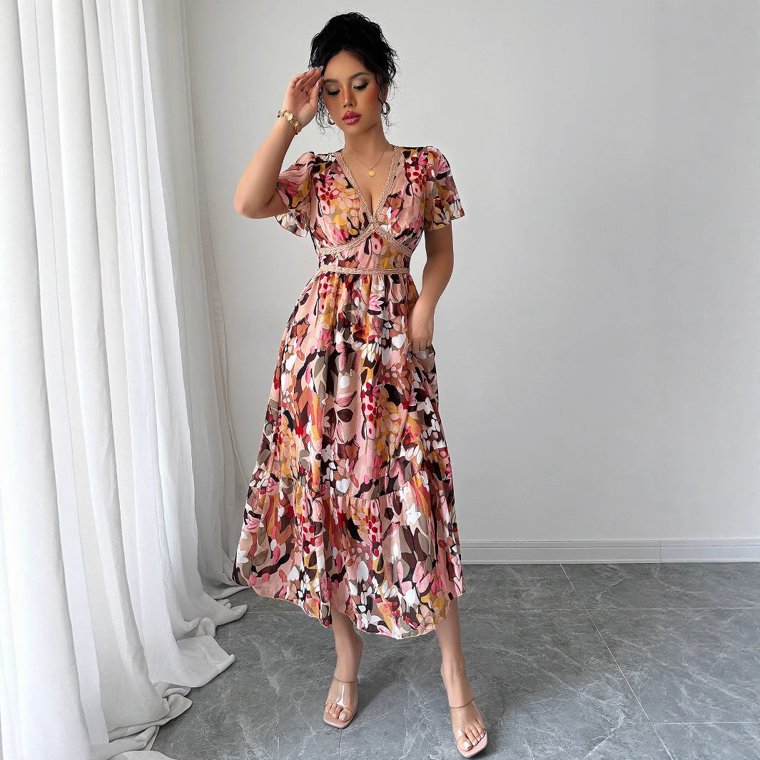 Fliessendes Damen-Midi-Kleid mit Blumenmuster von MODEGEIST