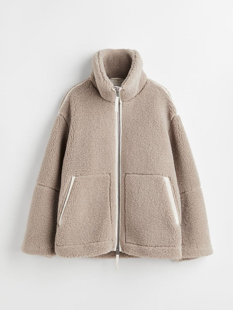 Damen kuschelige Fleecejacke mit praktischen aufgesetzten Taschen und modernem Stehkragen ModeGeist