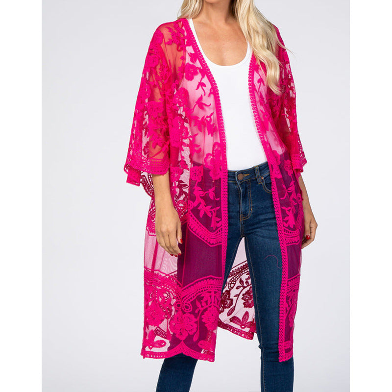 Modischer Damen-Crochet-Kimono mit luftigem Schnitt und Blumenmuster