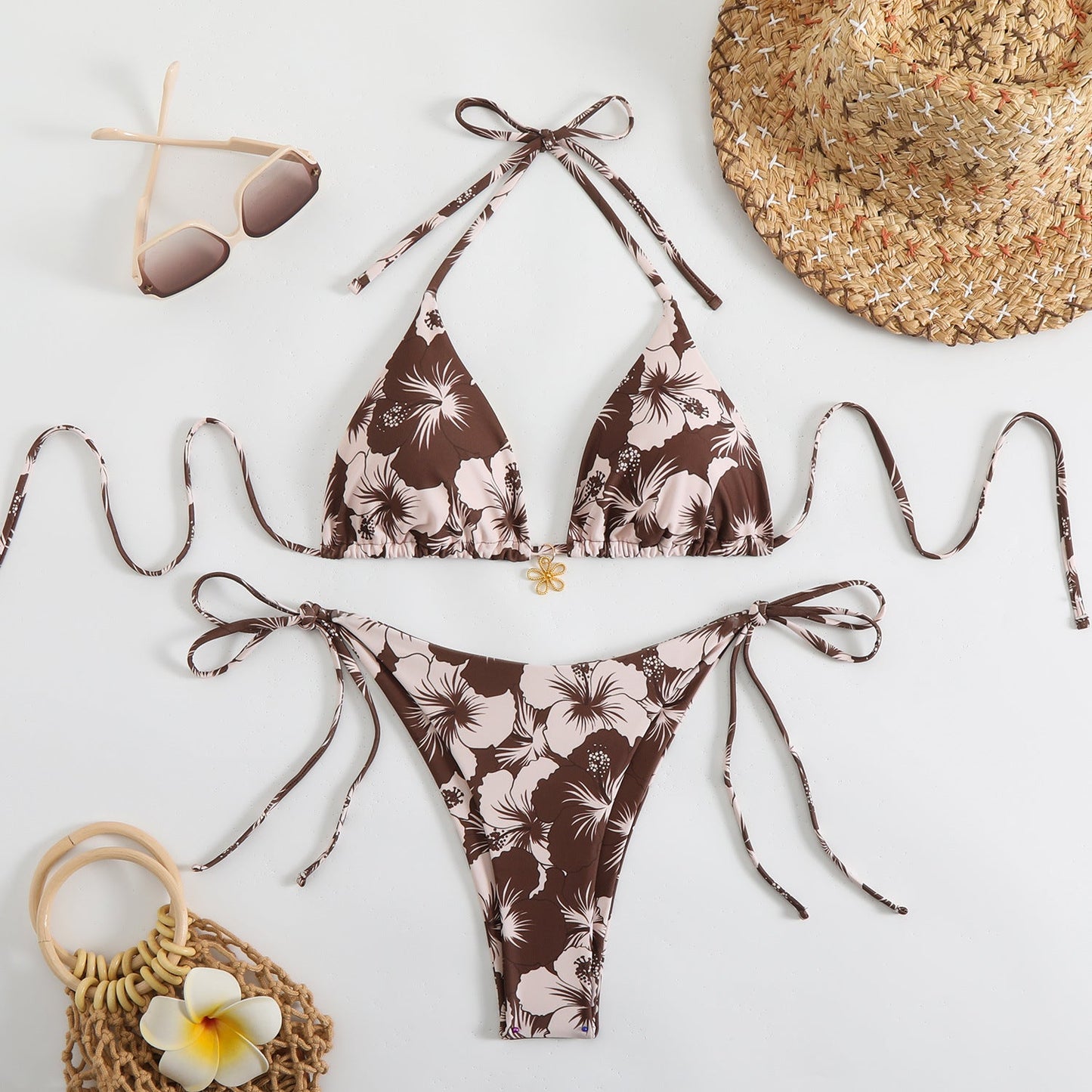 Bikini-Set für Damen mit Dreieck-Oberteilen, verstellbaren Trägern und Blumenmuster von MODEGEIST