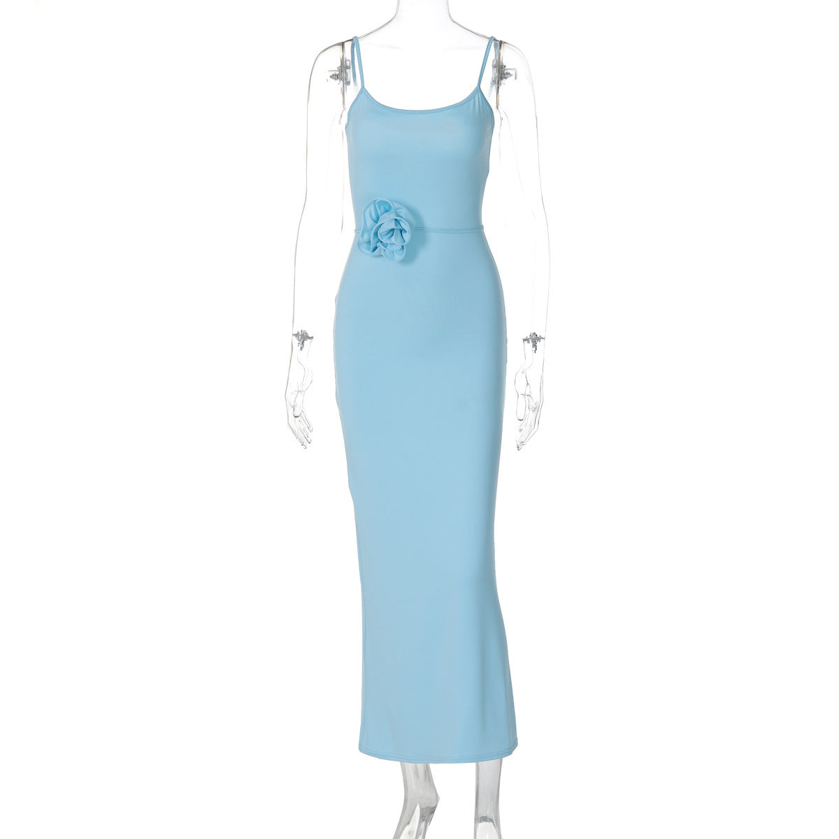 Elegantes Maxikleid mit Zierträgern und Blumenapplikation von MODEGEIST