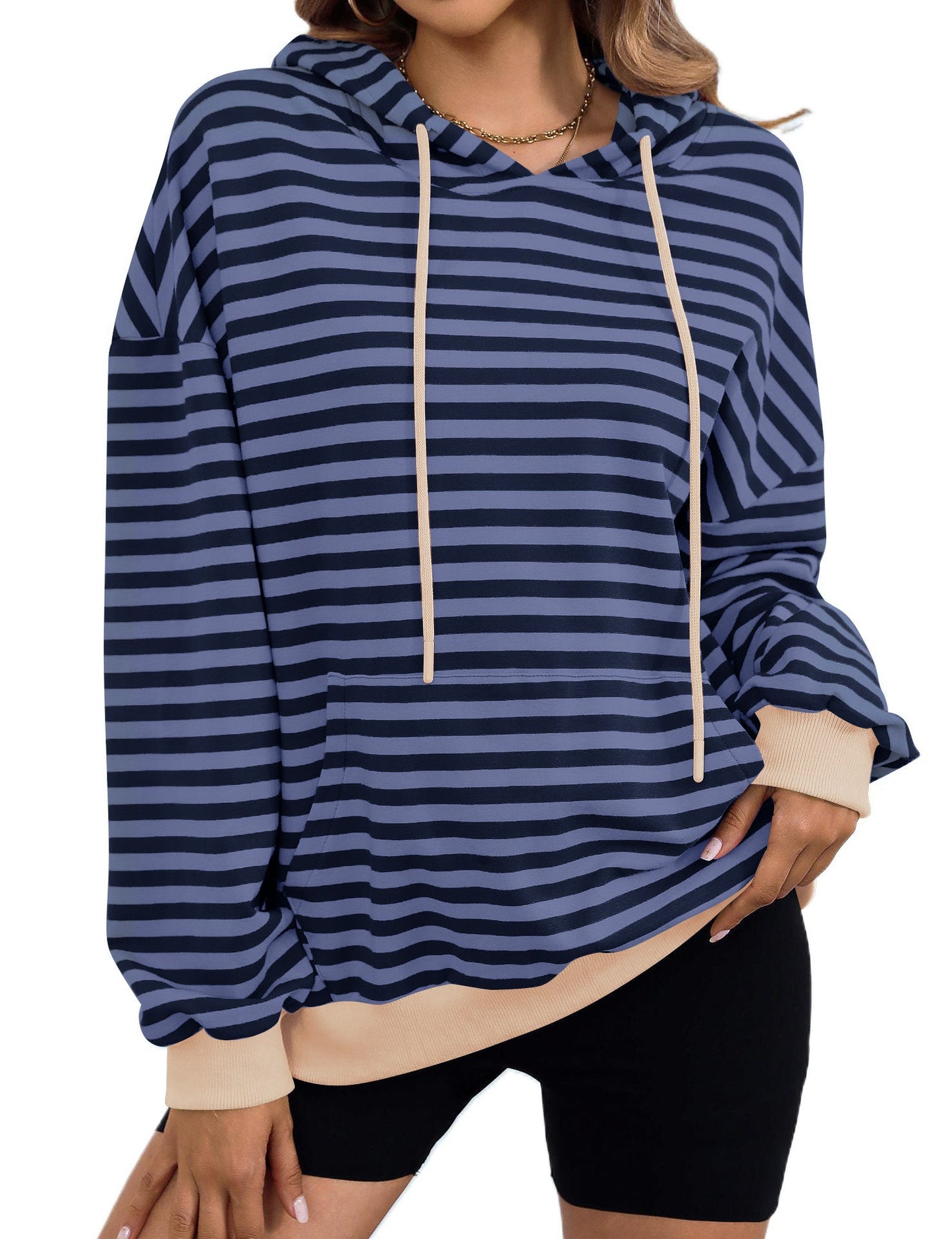 Damen gestreifter Kapuzenpullover mit stylischer Kängurutasche ModeGeist