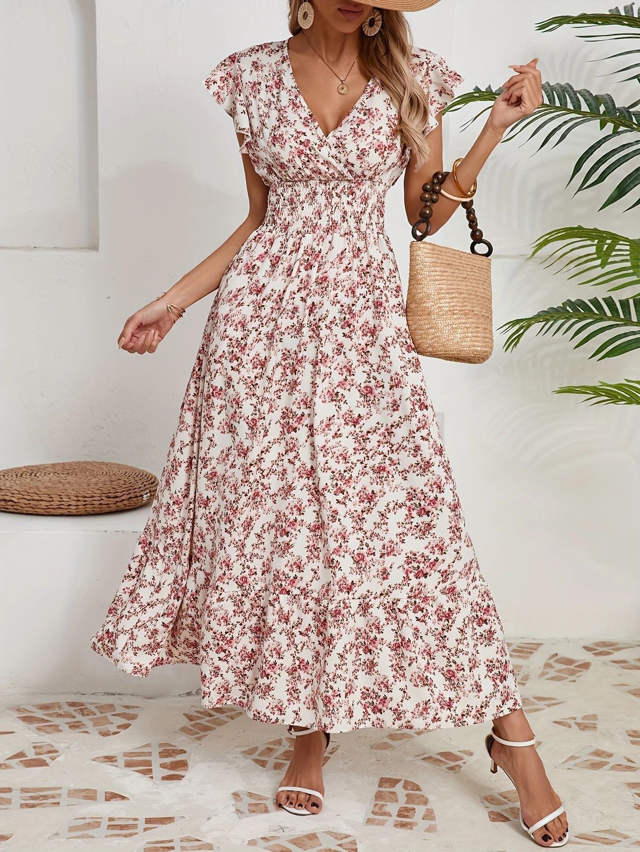 Romantisches Maxikleid mit weitem Rock und Rüschen – MODEGEIST