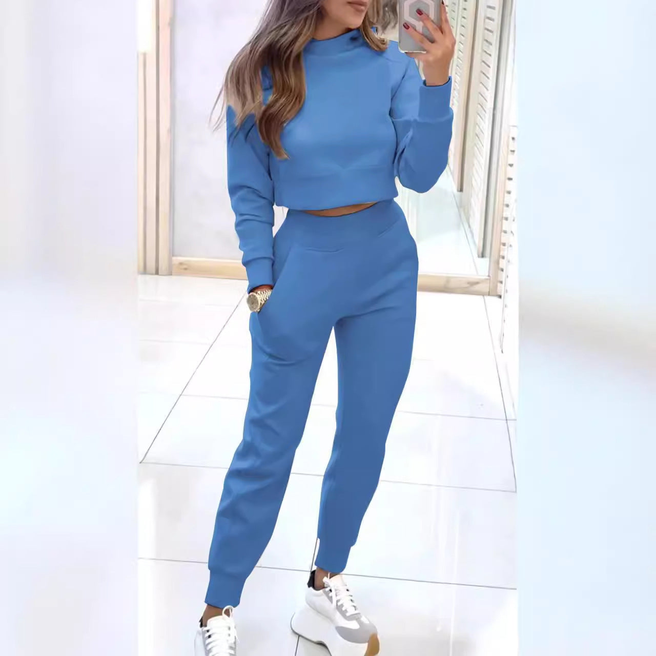 Damen Sportliches Loungewear-Set mit modischem Cropped-Oberteil und bequemen Jogginghosen ModeGeist