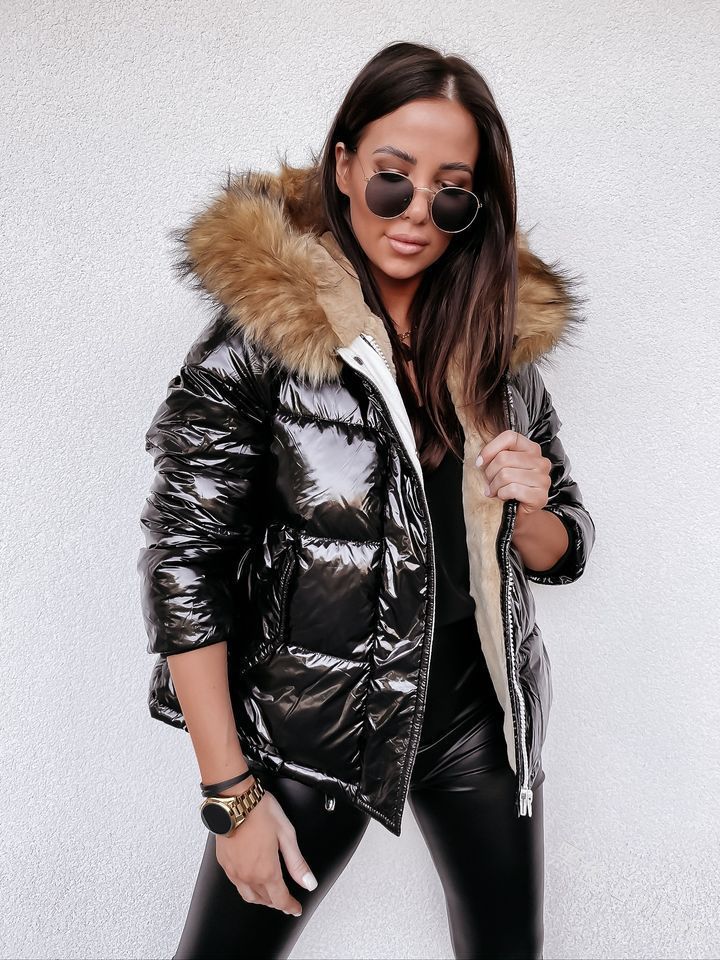Damen Glänzende Winterjacke mit abnehmbarer Kapuze und Kunstfellkragen ModeGeist