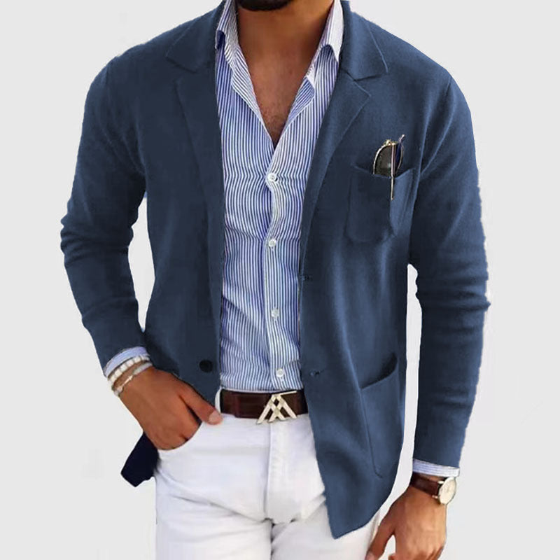 Herren elegante Strickjacke mit dezentem Design und praktischen Taschen ModeGeist
