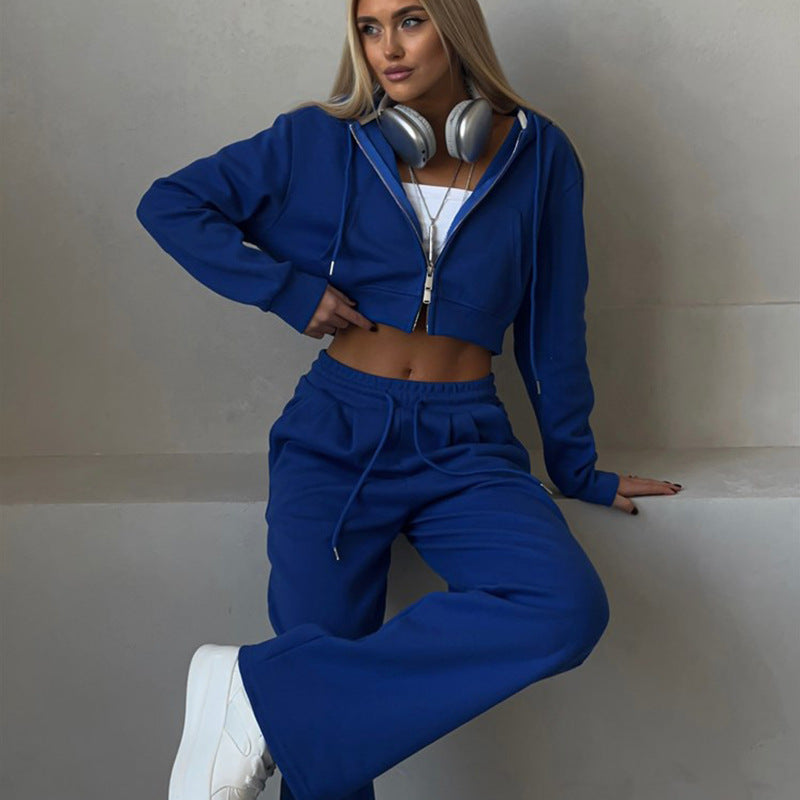 Damen sportliches Set mit cropped Kapuzenpullover und weitem Jogginghose ModeGeist
