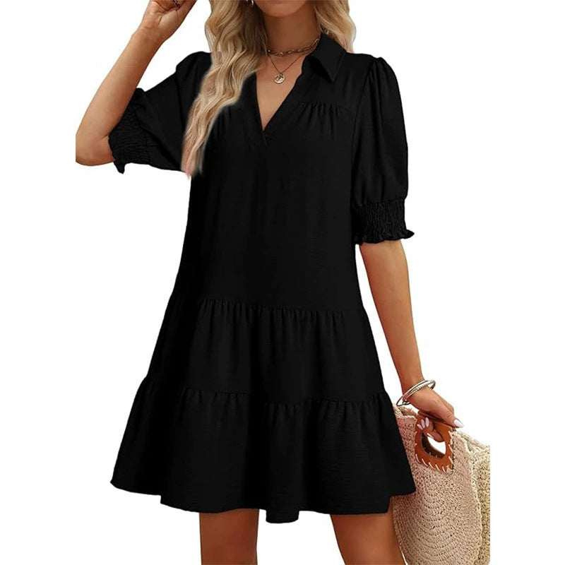 Modisches Sommerkleid für Damen, luftig leicht mit schickem Kragen und Rüschen