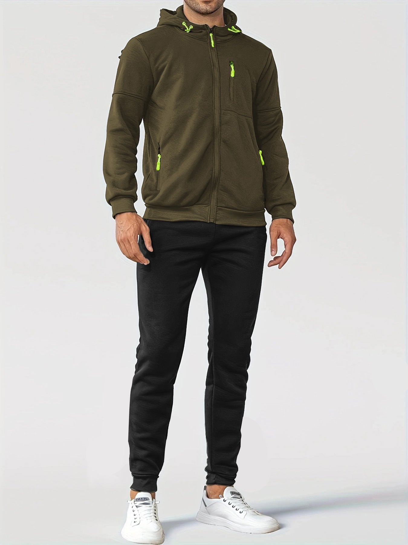 Herren Trainingsjacke mit praktischen Taschen und atmungsaktiver Funktion ModeGeist