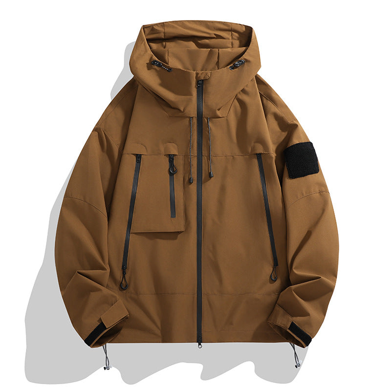 Herren funktionale Outdoor-Jacke mit verstellbarer Kapuze und mehreren Taschen ModeGeist