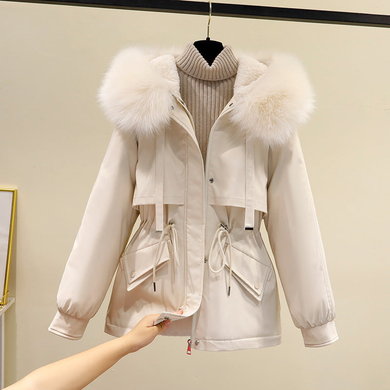 Damen Winterjacke mit funktionalem Reißverschluss und abnehmbarem Kunstpelzkragen ModeGeist