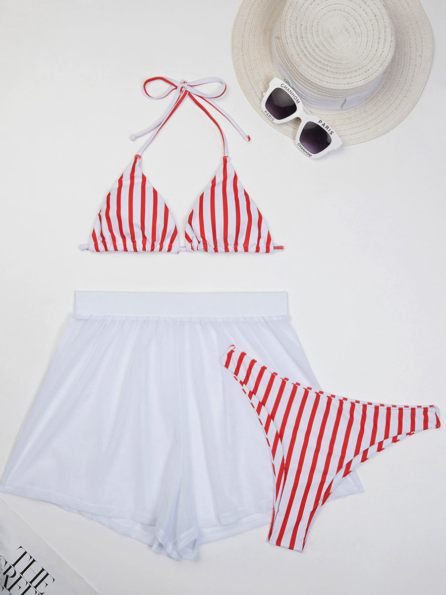 Streifiger Dreieck-Bikini mit fließendem Strandrock Set von MODEGEIST für Damen