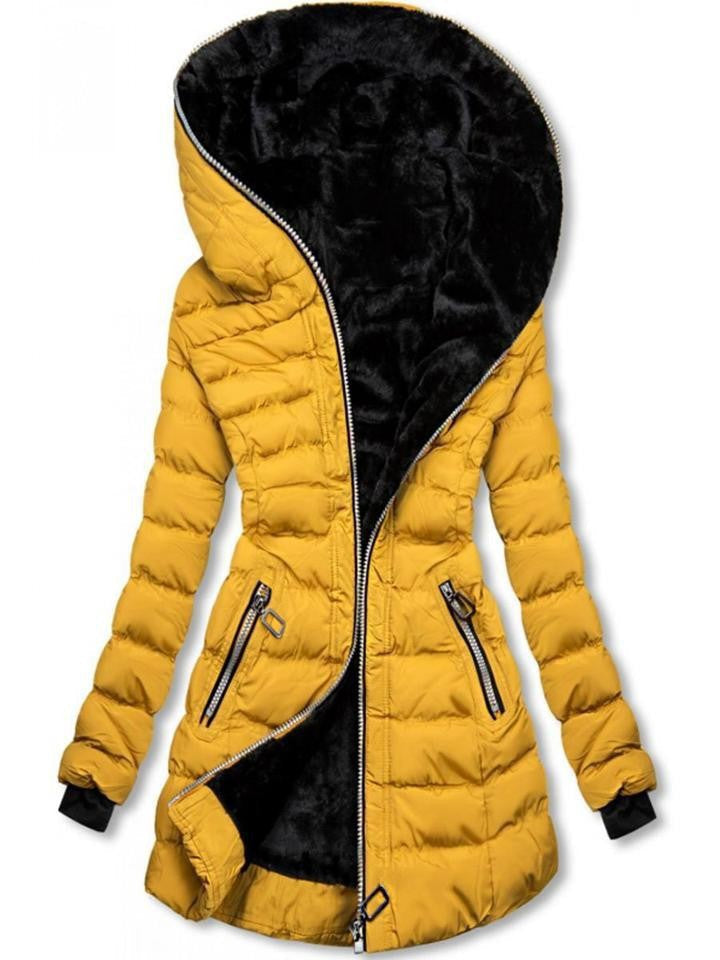 Damen gefütterte Winterjacke mit hohem Kragen und stilvollen Reißverschlusstaschen ModeGeist
