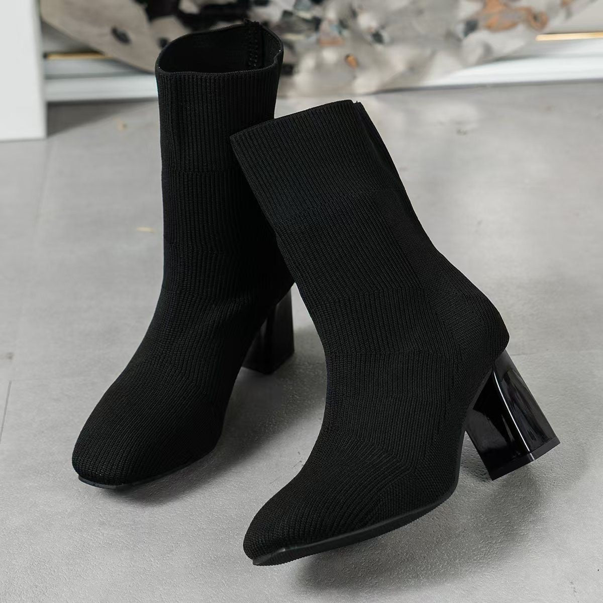 Damen Strickstiefeletten mit transparentem Blockabsatz und elastischem Schaft ModeGeist