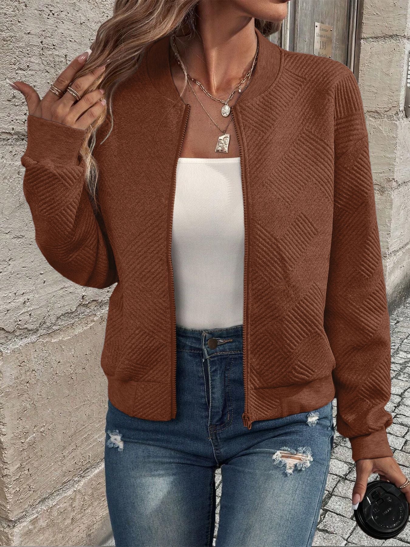 Damen leichte Bomberjacke mit gestepptem Design und praktischen Taschen ModeGeist