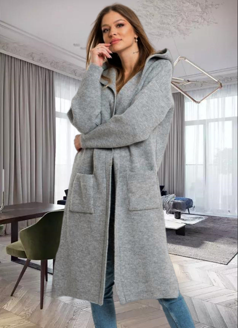 Damen Strickmantel mit Kapuze und großen Taschen ModeGeist