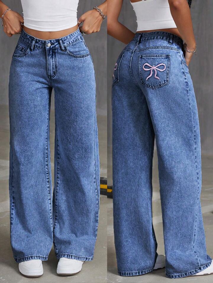 Damen Weit geschnittene Jeans mit kräftigen Kontrastnähten und verspielt gestickten Taschen ModeGeist