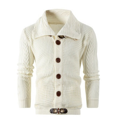 Herren Strickjacke mit Schalkragen und Holzknöpfen ModeGeist