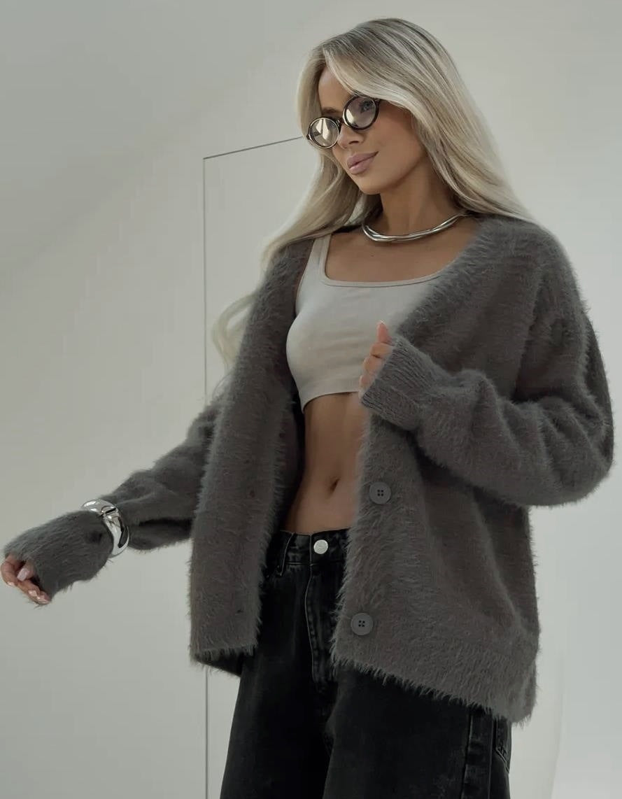 Damen Kuscheliger Strickjacke mit modernen Knopfdetails und lässigem Schnitt ModeGeist