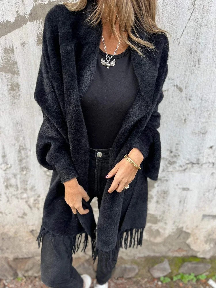 Damen Kuscheliger Strickponcho mit Fransen ModeGeist
