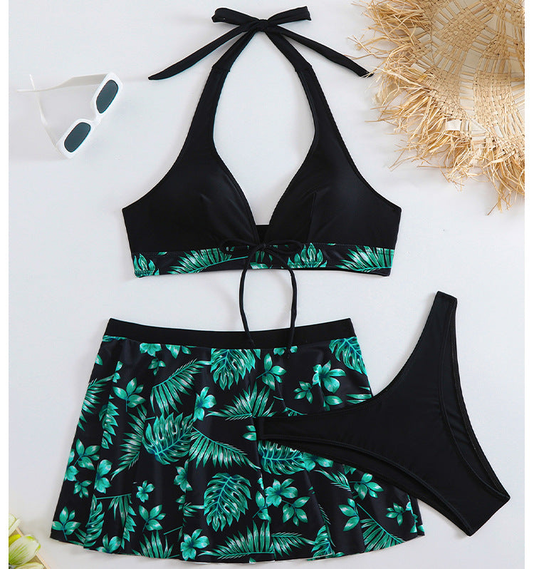 Modischer Damen-Bikini mit Blumenrock und verstellbarem Top