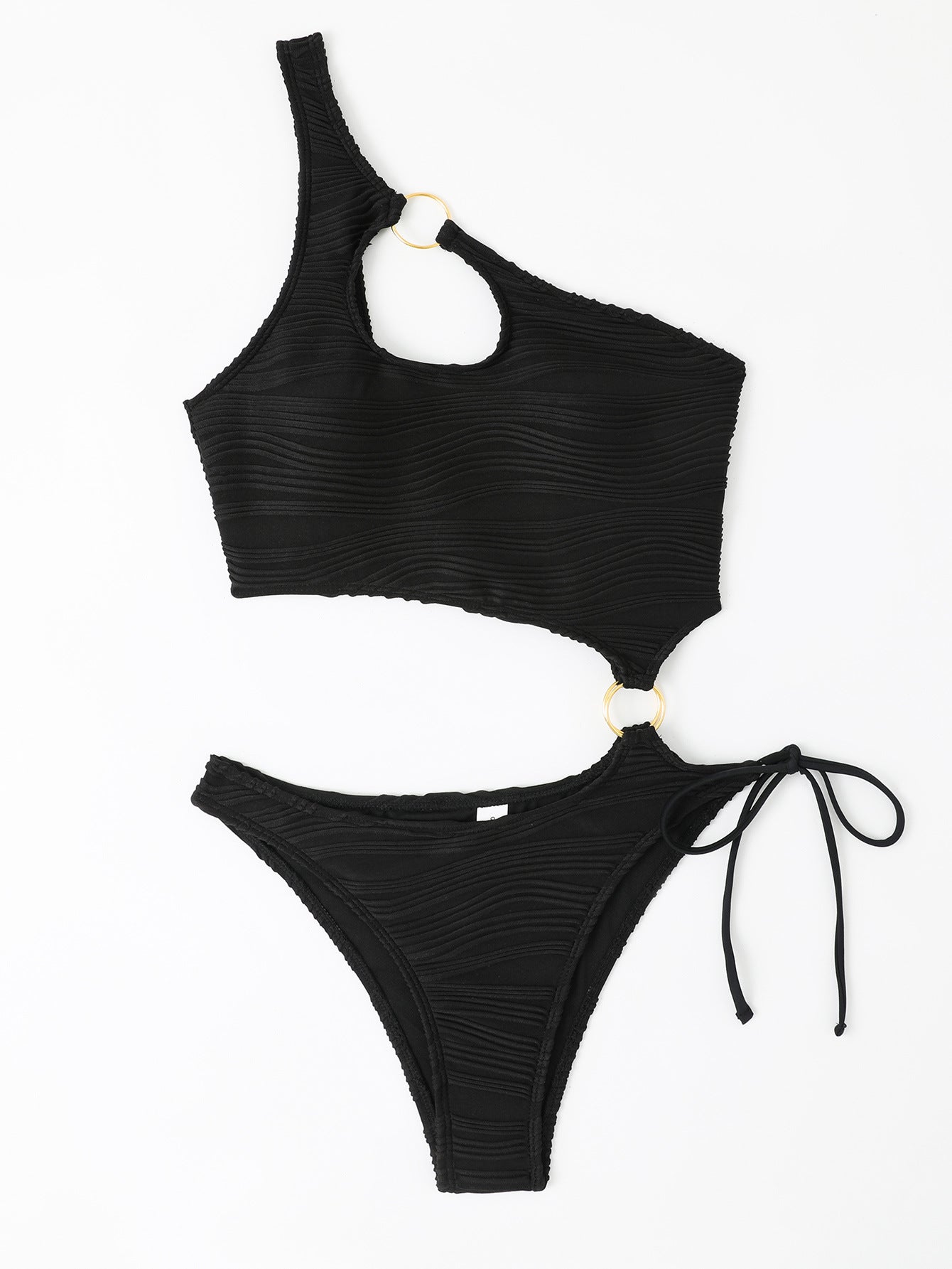 Moderner Damen-Bikini mit asymmetrischem Schnitt, stylischen Ringen und Strukturstoff