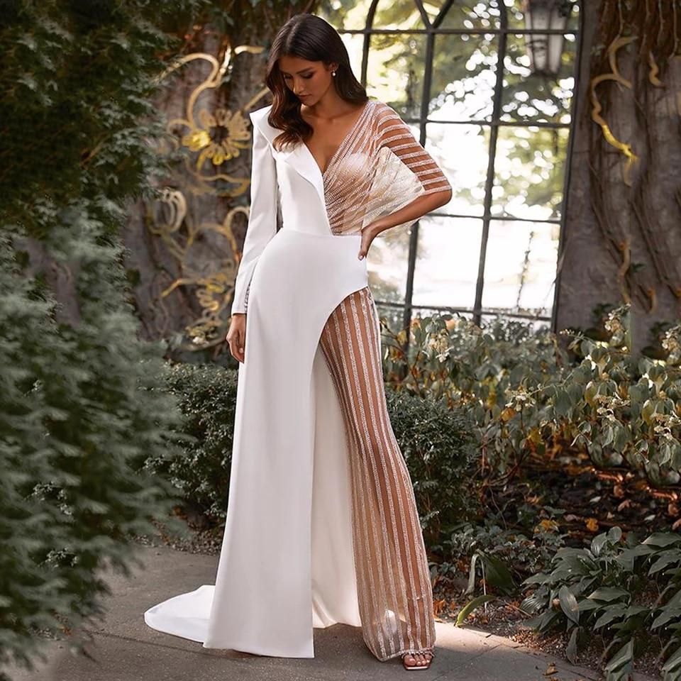 Damen Eleganter Jumpsuit mit asymmetrischem Schnitt und funkelnden Akzenten ModeGeist