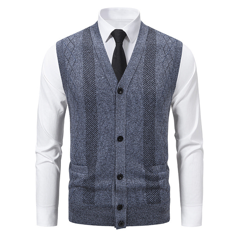 Herren Strickjacke mit klassischem V-Ausschnitt und feinem Zopfmuster ModeGeist