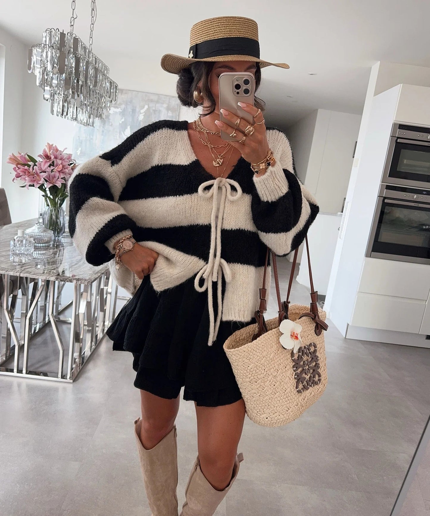 Damen lockere Strickjacke mit breiten Streifen und Bindegürtel ModeGeist