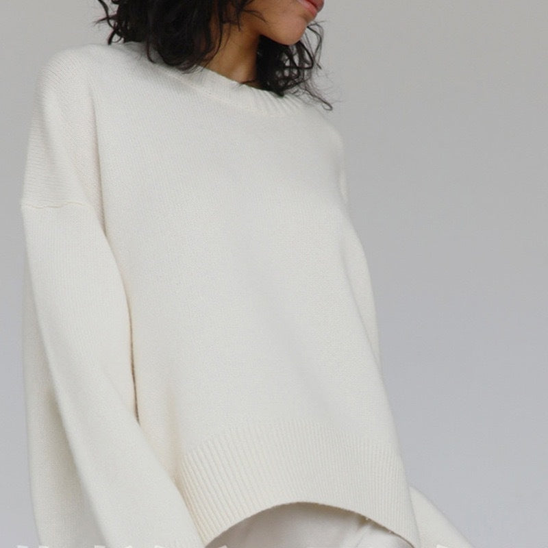 Damen Oversized Pullover mit feinem Strickmuster und breiten Bündchen ModeGeist