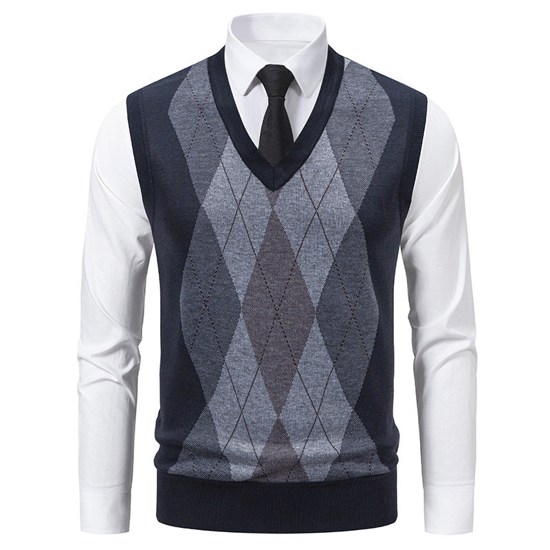 Herren Pullover mit V-Ausschnitt und klassischem Rautenmuster ModeGeist