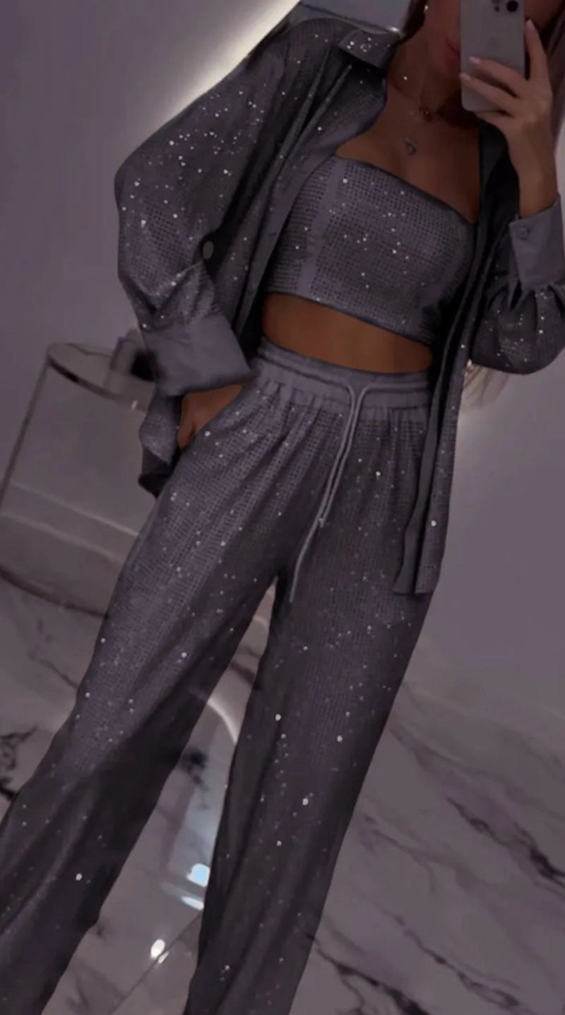 Funktionsanzug für Damen mit Pailletten-Look von MODEGEIST