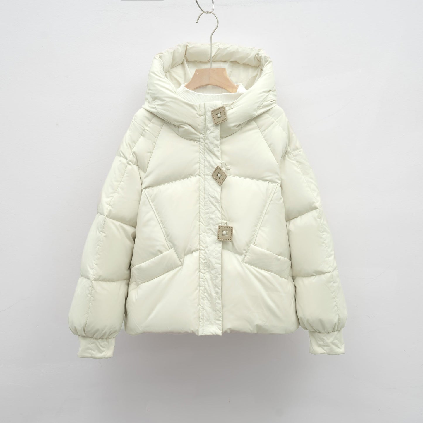 Damen Lässige Winterjacke mit voluminösem Design ModeGeist