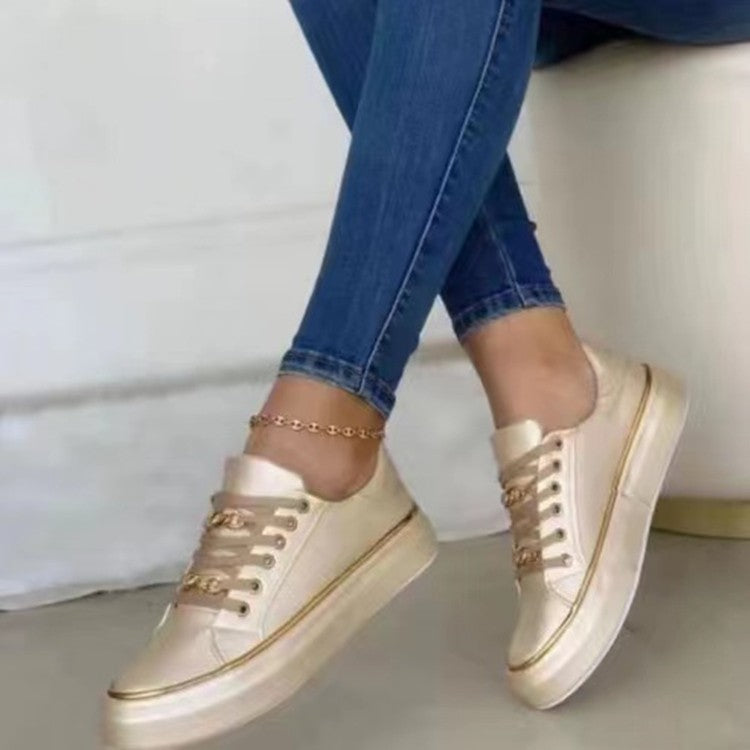 Komfortable Damen-Sneaker mit glänzender Kette - MODEGEIST