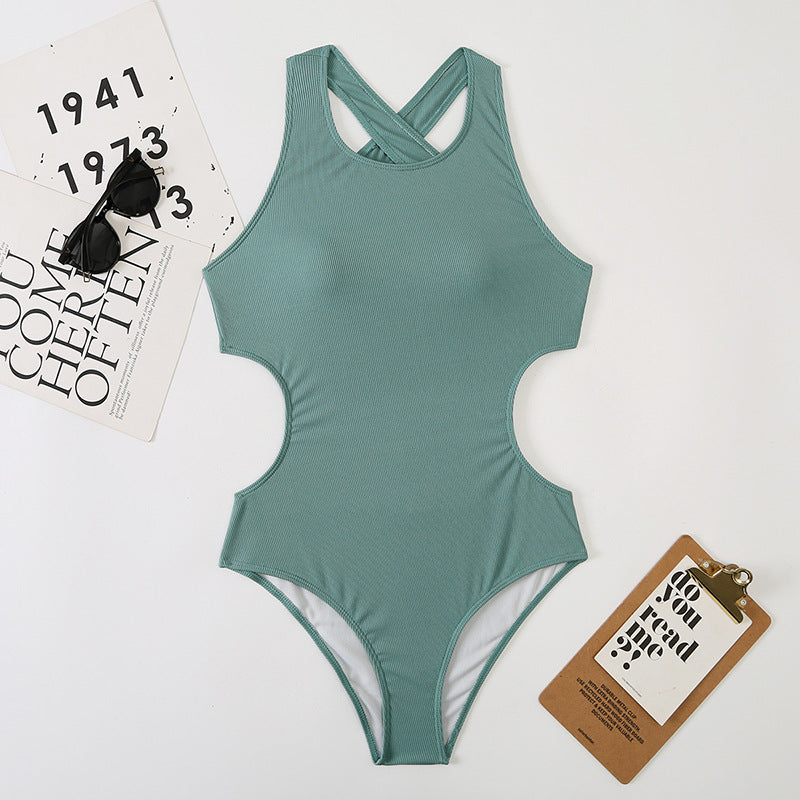 Moderner Damen Badeanzug mit innovativem Cut-out Design