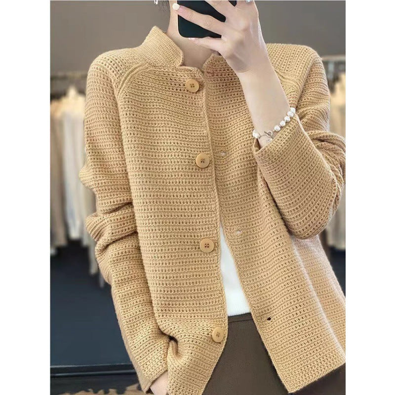 Damen Strickjacke mit besonderen Knopfdetails und strukturierter Maschenoptik ModeGeist