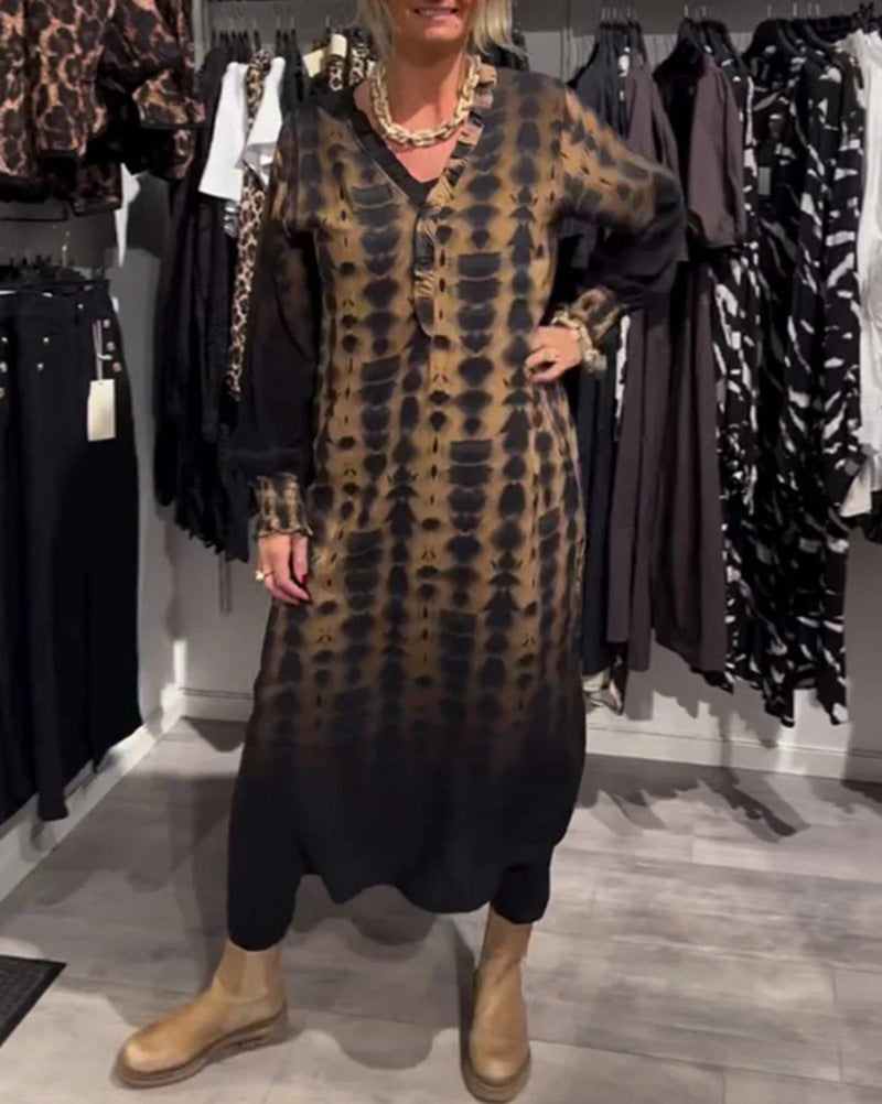 Modernes, langes Hemdblusenkleid mit Batik-Muster von MODEGEIST