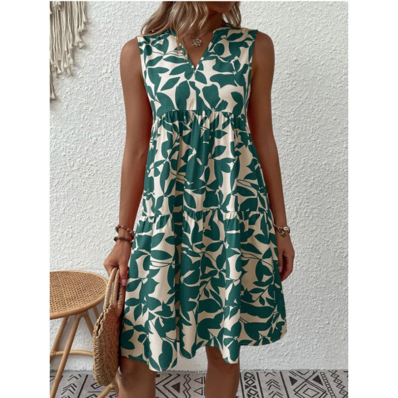 Leichtes Damen-Sommerkleid mit V-Ausschnitt und weitem Rock, modisch von MODEGEIST